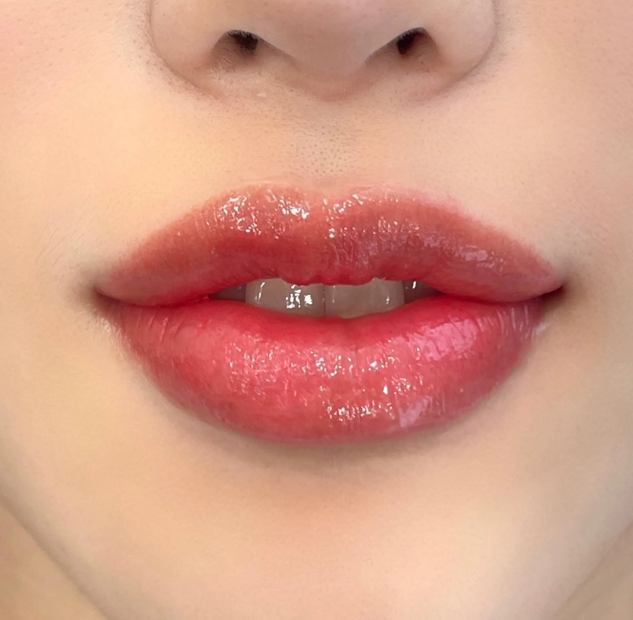professional lip tattoo numbing